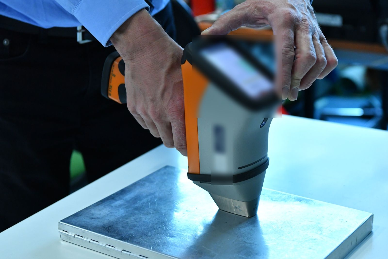 XRF PMI material analysis analyzer